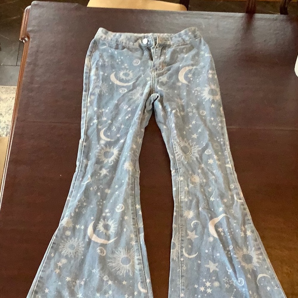 Romwe Flare Sun and Moon Flare Jeans